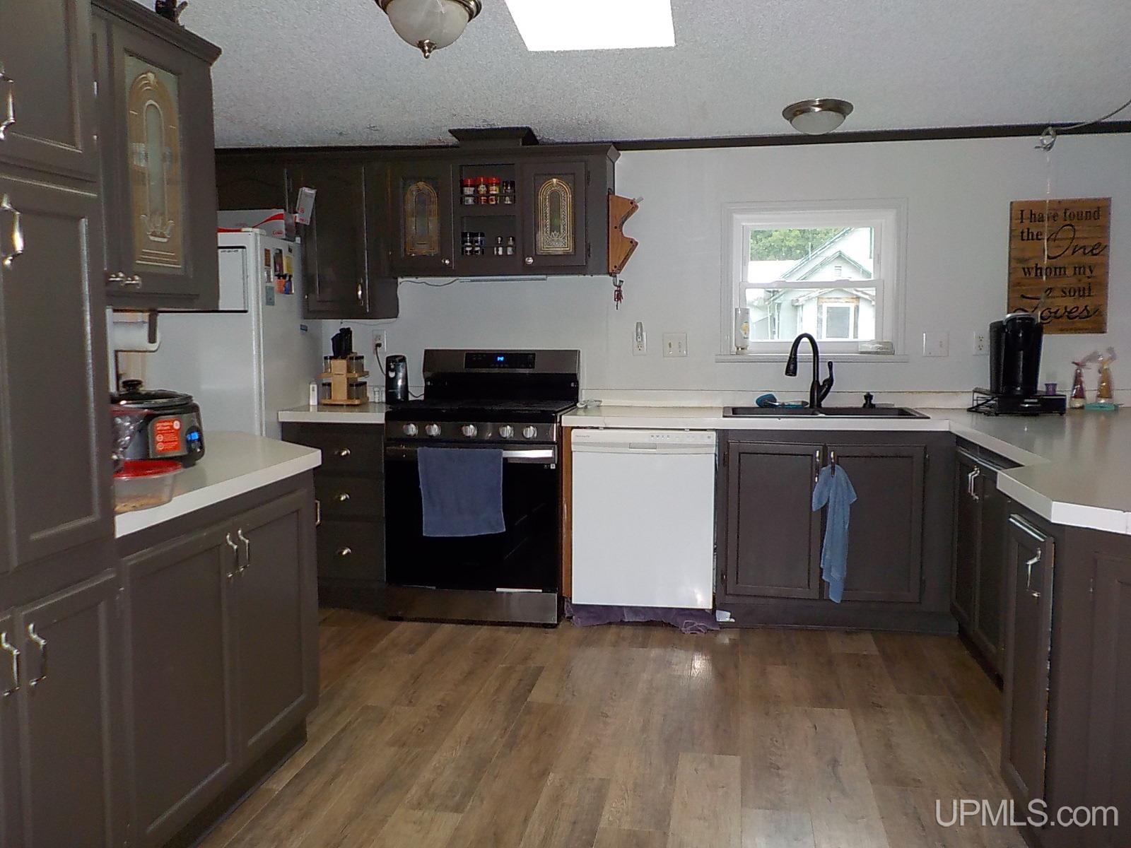 285 Clark Road Crystal Falls, MI 49920 - Photo 6 of 77 Gallery Image 6