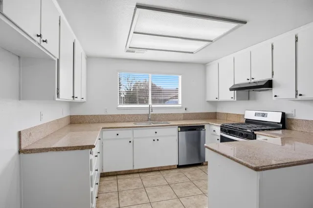 $399,000 | 3117 Gibson Way, Modesto, CA 95354