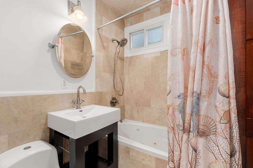 133 Westbourne Terrace, Unit 2 Brookline, MA 02446 - Photo 13 of 20