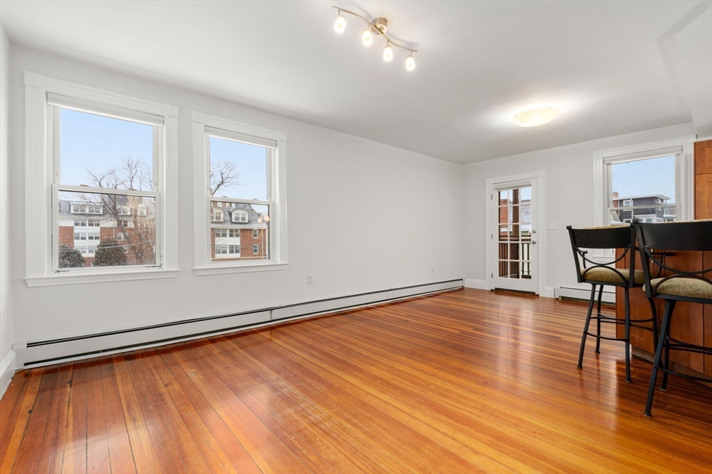 133 Westbourne Terrace, Unit 2 Brookline, MA 02446 - Photo 2 of 20