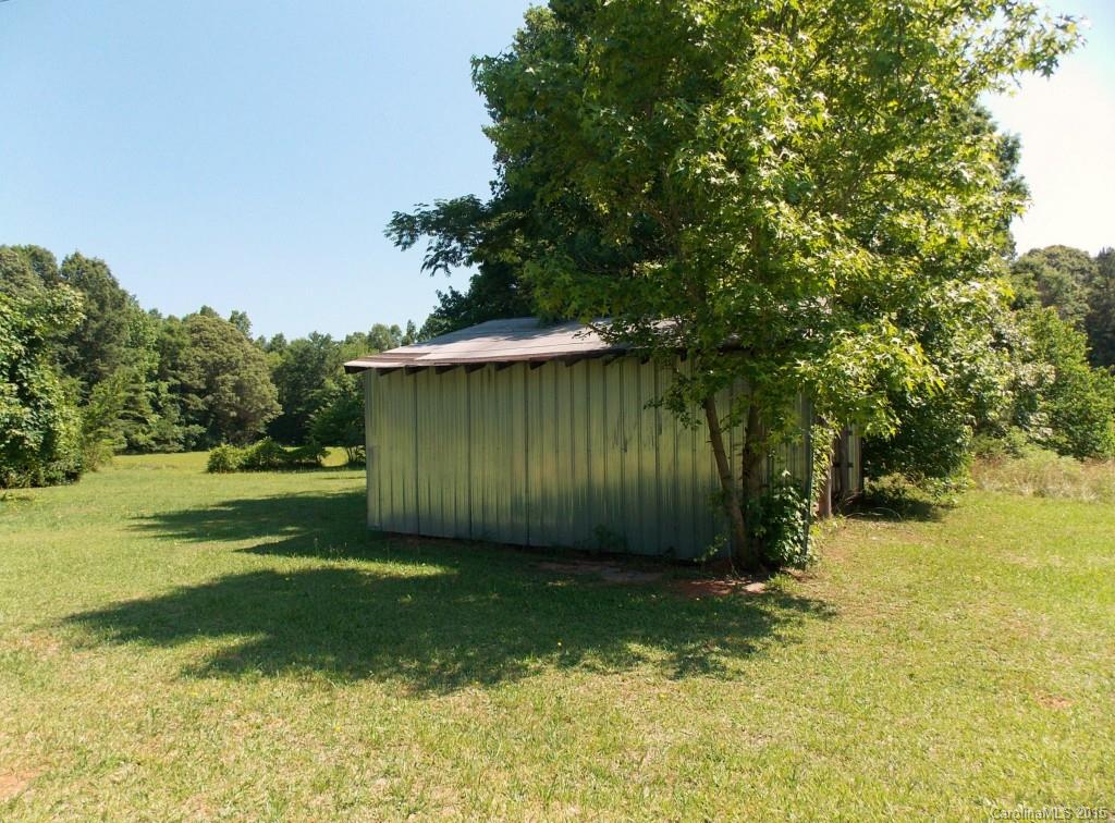 1882 New Cut Church Road Lancaster, SC 29720 - Photo 21 of 21 a view of a backyard
