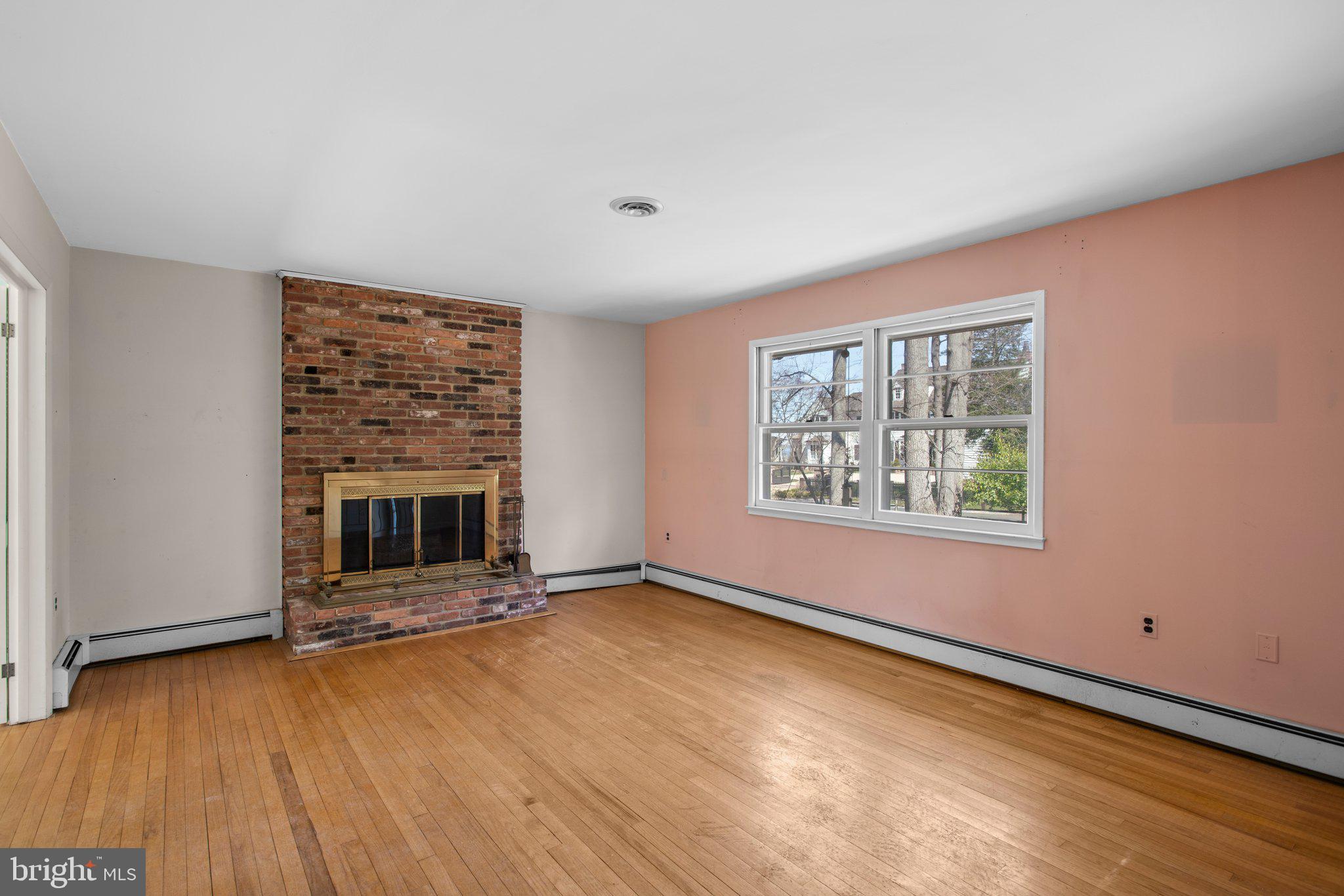 1542 Shipsview Road Annapolis, MD 21409 - Photo 5 of 39 Gallery Image 5