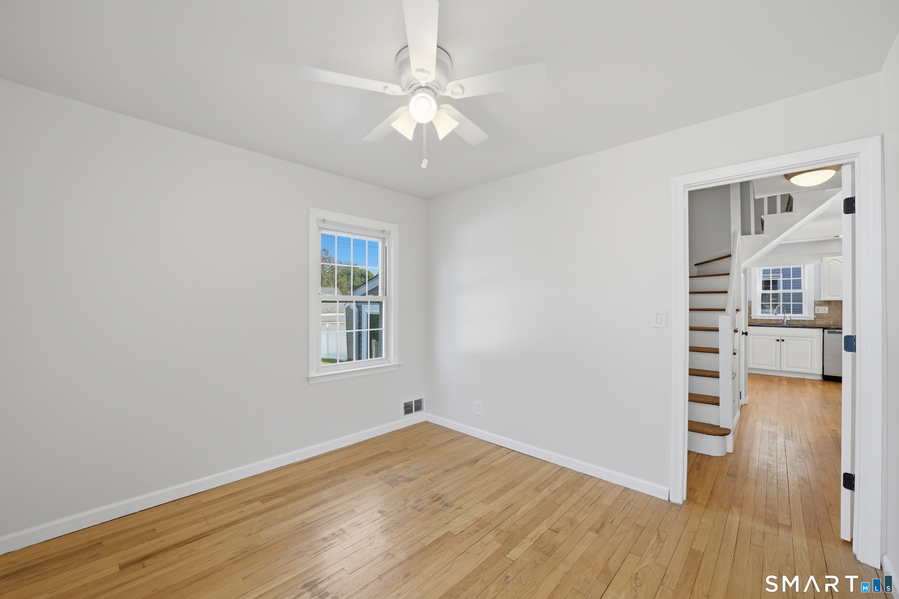775 Stratford Road Stratford, CT 06615 - Photo 19 of 40