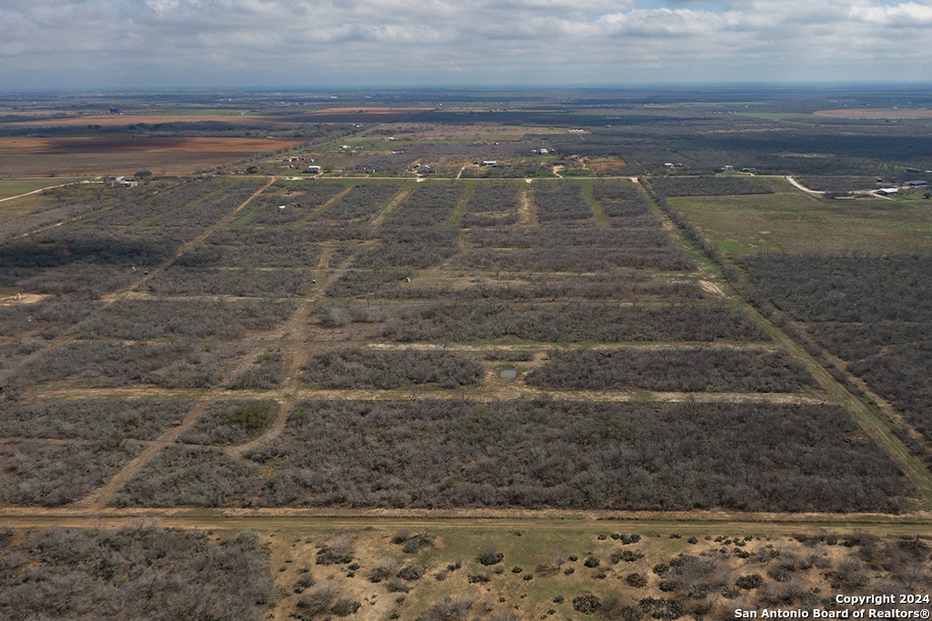 Tract 9 Fm 1332 Jourdanton, TX 78026 - Photo 18 of 20 a view of an ocean