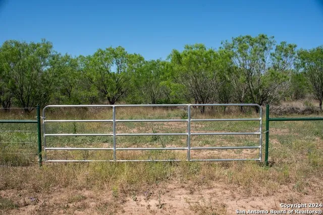 a view of a tennis court