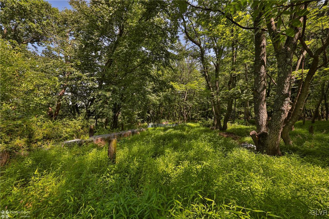 1857 Stonesthrow Road Bethlehem, PA 18015 - Photo 42 of 45 Gallery Image 42
