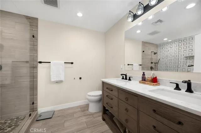 $2,795,000 | 1062 West Valencia Mesa Drive, Fullerton, CA 92833