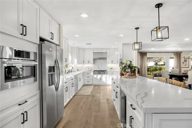 $2,795,000 | 1062 West Valencia Mesa Drive, Fullerton, CA 92833