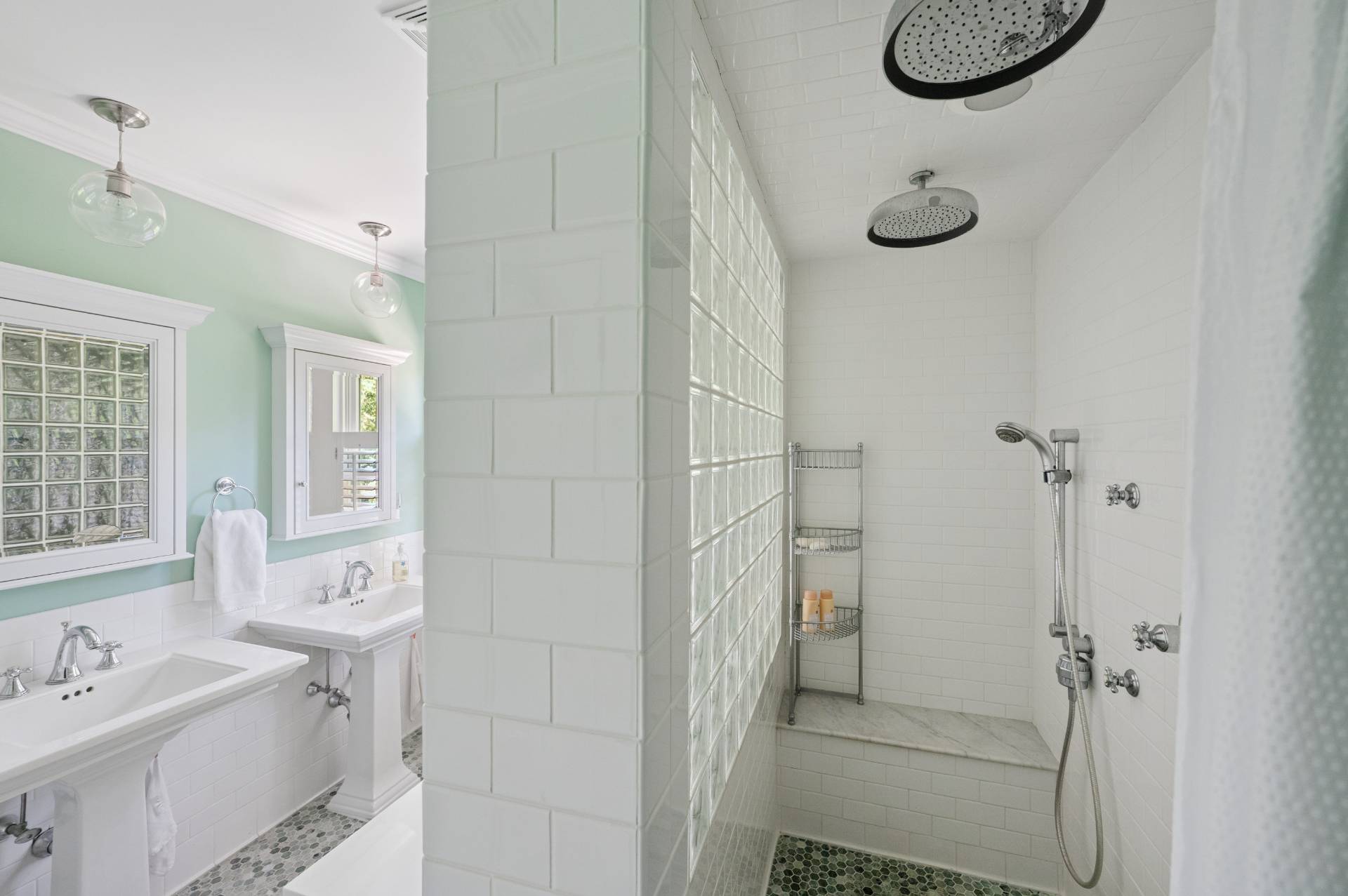 86 Pantigo Road East Hampton, NY 11937 - Photo 15 of 26 Gallery Image 15