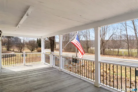 $684,000 | 74 Middle Quarter Road, Woodbury, CT 06798