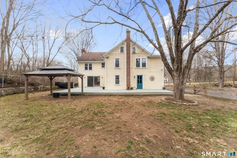 $684,000 | 74 Middle Quarter Road, Woodbury, CT 06798