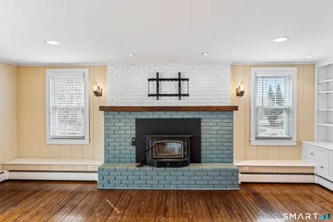 $684,000 | 74 Middle Quarter Road, Woodbury, CT 06798