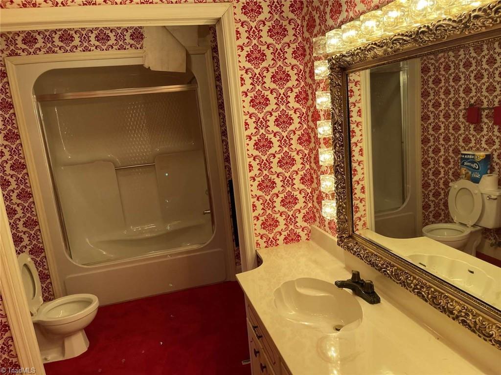 7253 Lake Juno Road Liberty, NC 27298 - Photo 16 of 36