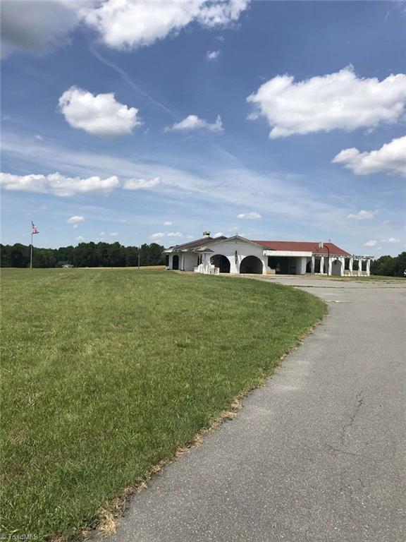 7253 Lake Juno Road Liberty, NC 27298 - Photo 7 of 36