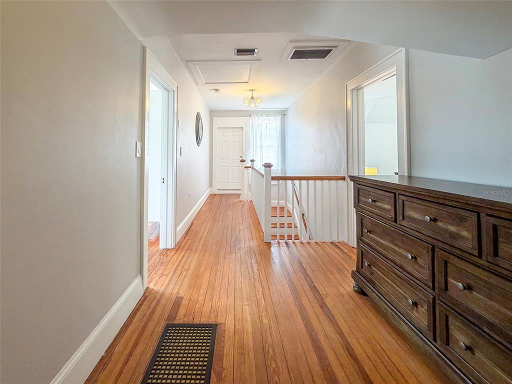 417 Southwest 10th Street Gainesville, FL 32601 - Photo 37 of 50