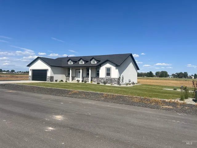 $570,000 | 45 Sunset Loop, Jerome, ID 83338