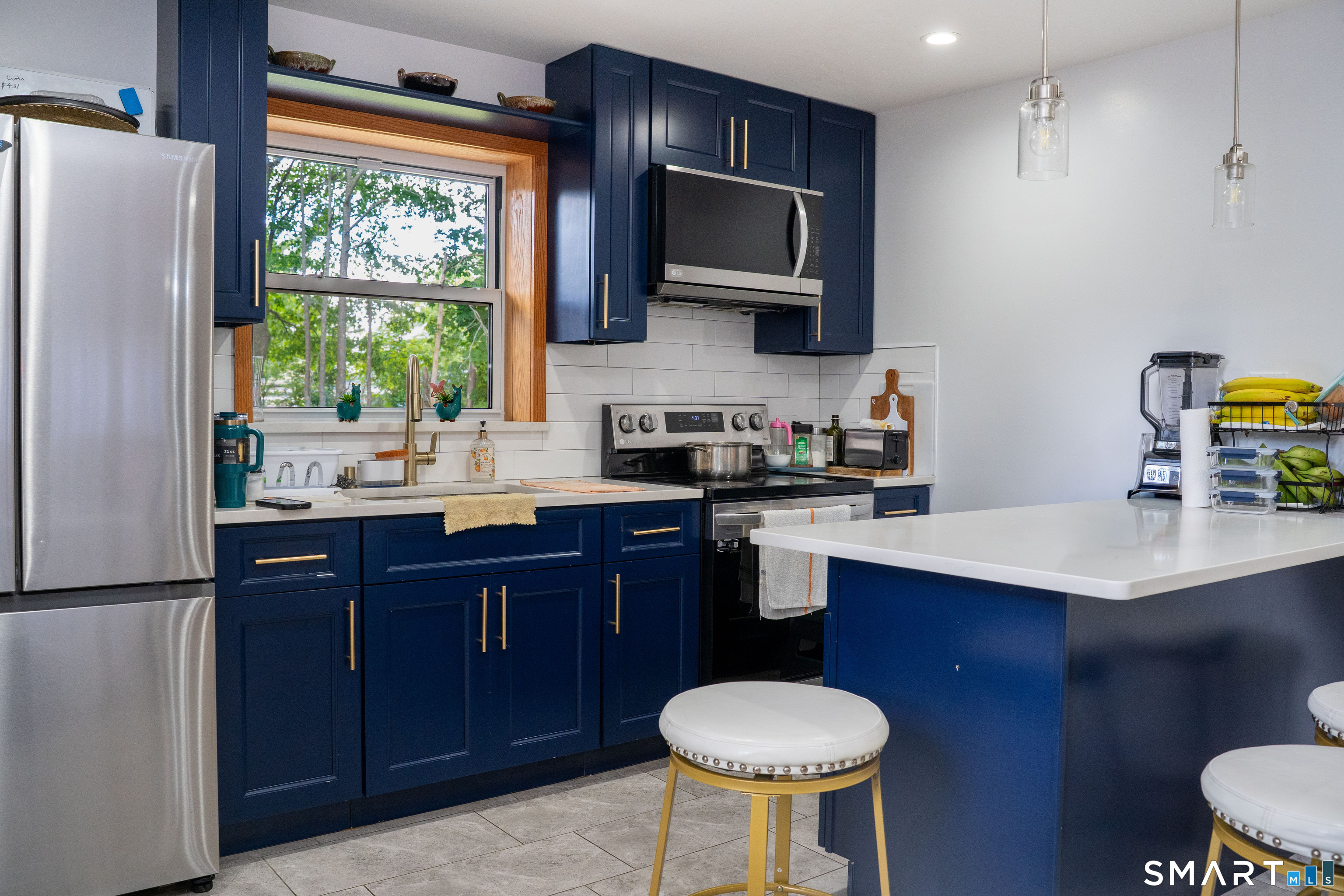 90 Seymour Street Waterbury, CT 06708 - Photo 8 of 28