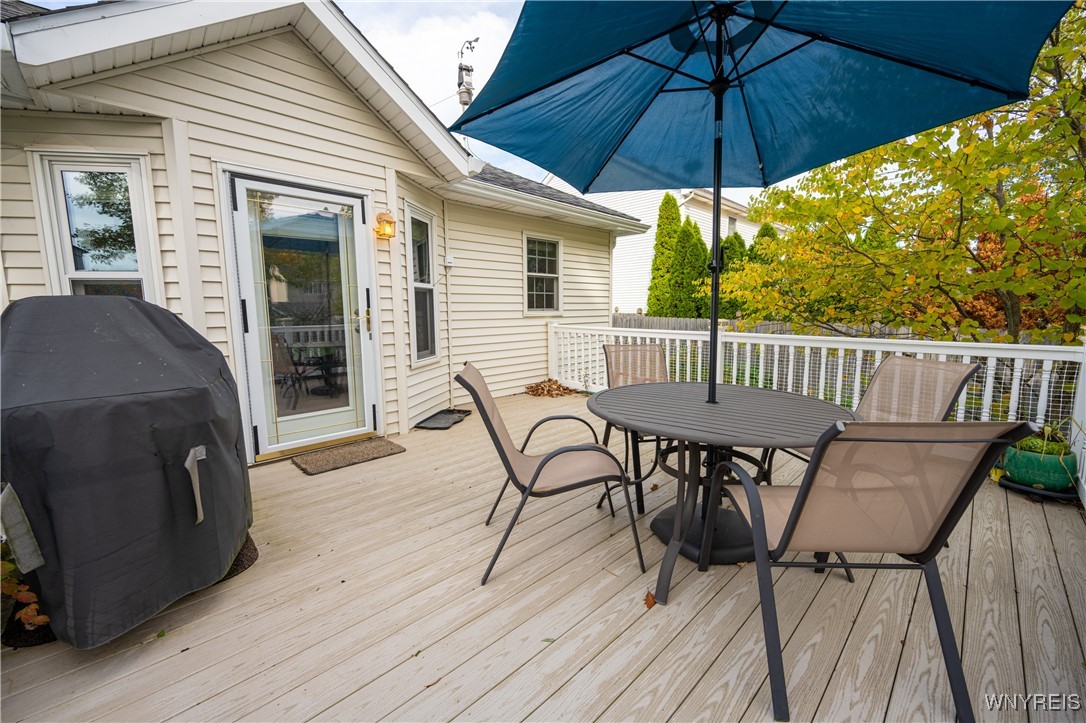 4707 Perry Court Lewiston, NY 14092 - Photo 5 of 50