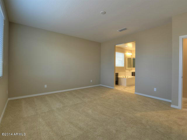 1438 East Warbler Road Gilbert, AZ 85297 - Photo 9 of 17 009_Master Bedroom