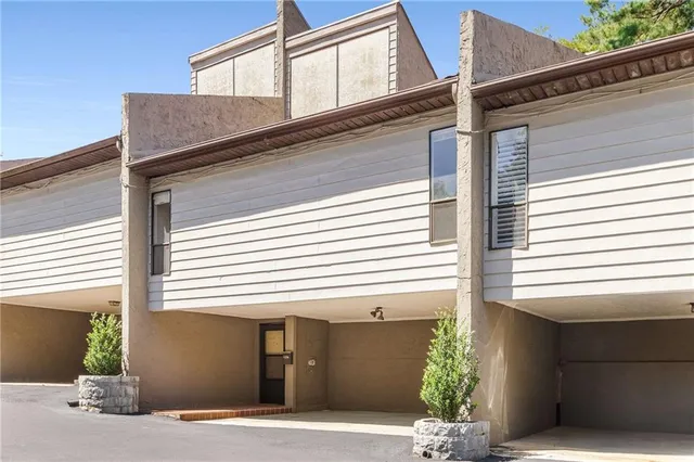 $510,000 | 510 East Ponce De Leon Avenue, Unit J, Decatur, GA 30030