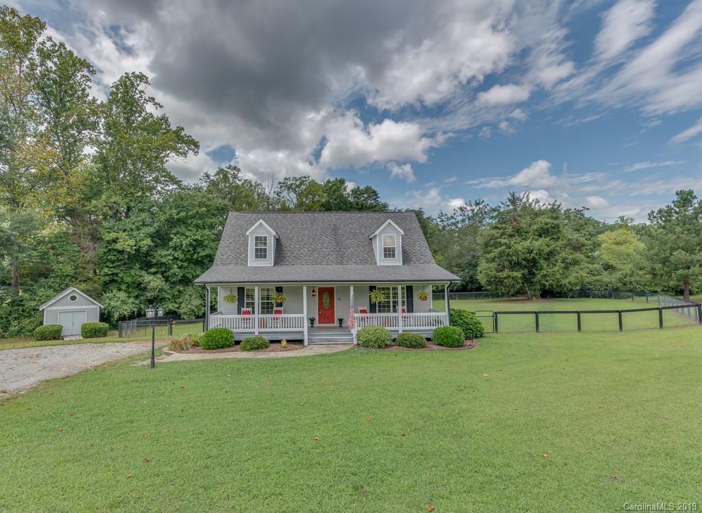 142 Landrum Road Tryon, NC 28782 - Photo 1 of 34
