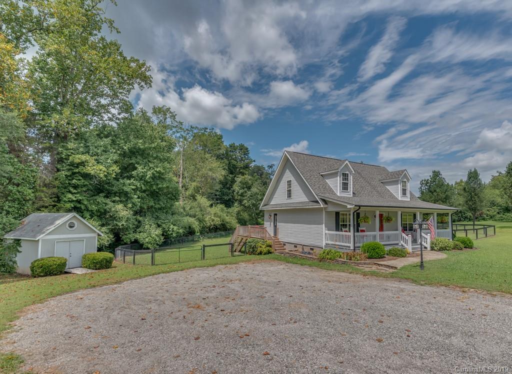 142 Landrum Road Tryon, NC 28782 - Photo 29 of 34
