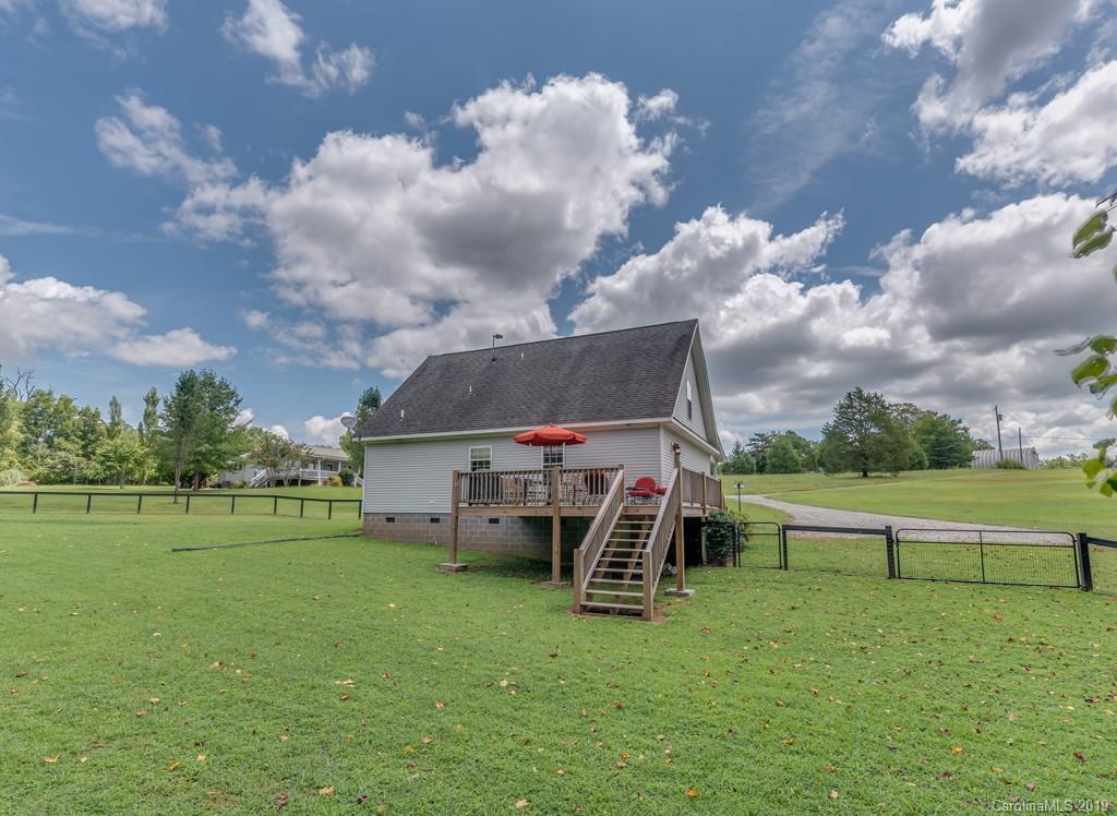142 Landrum Road Tryon, NC 28782 - Photo 33 of 34