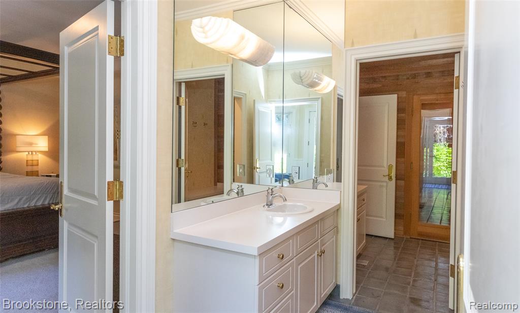 1494 Highpoint Drive Rochester, MI 48306 - Photo 70 of 75