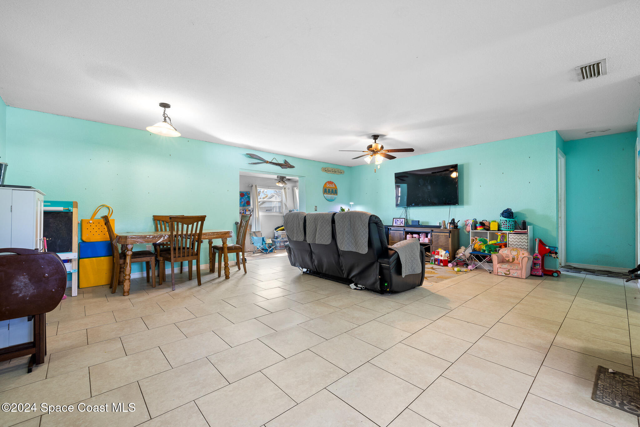243 Fecco Street Cocoa, FL 32927 - Photo 4 of 21 CV6A0626_1