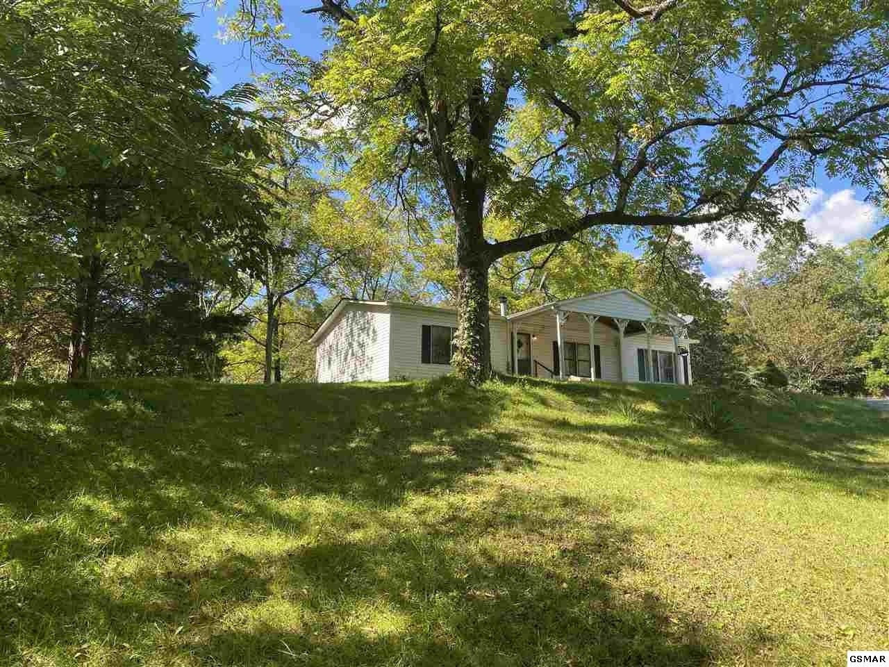 909 Stinnett Ridge Road Cosby, TN 37722 - Photo 11 of 35