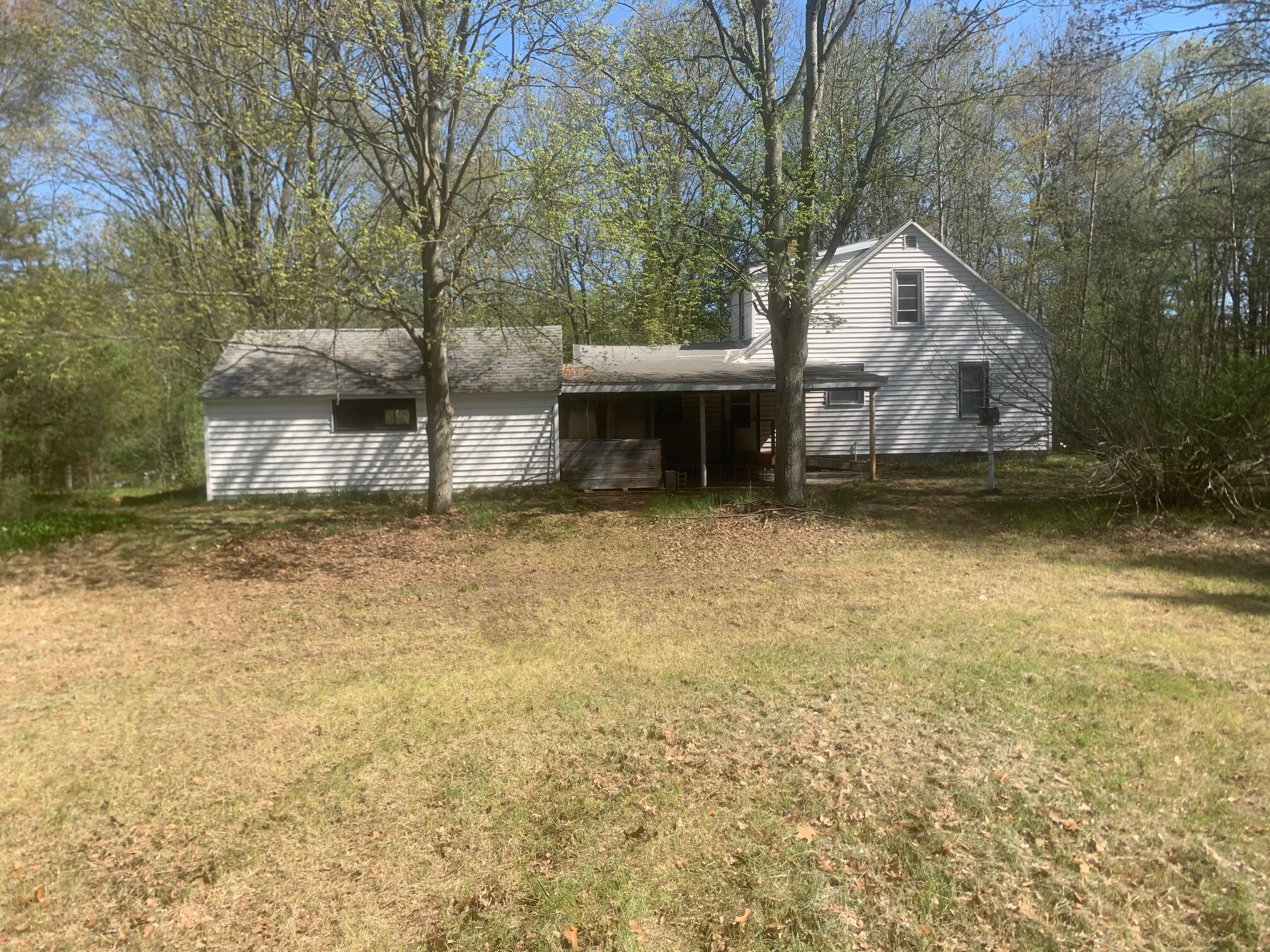 1356 East River Road Muskegon, MI 49445 - Photo 1 of 13 1
