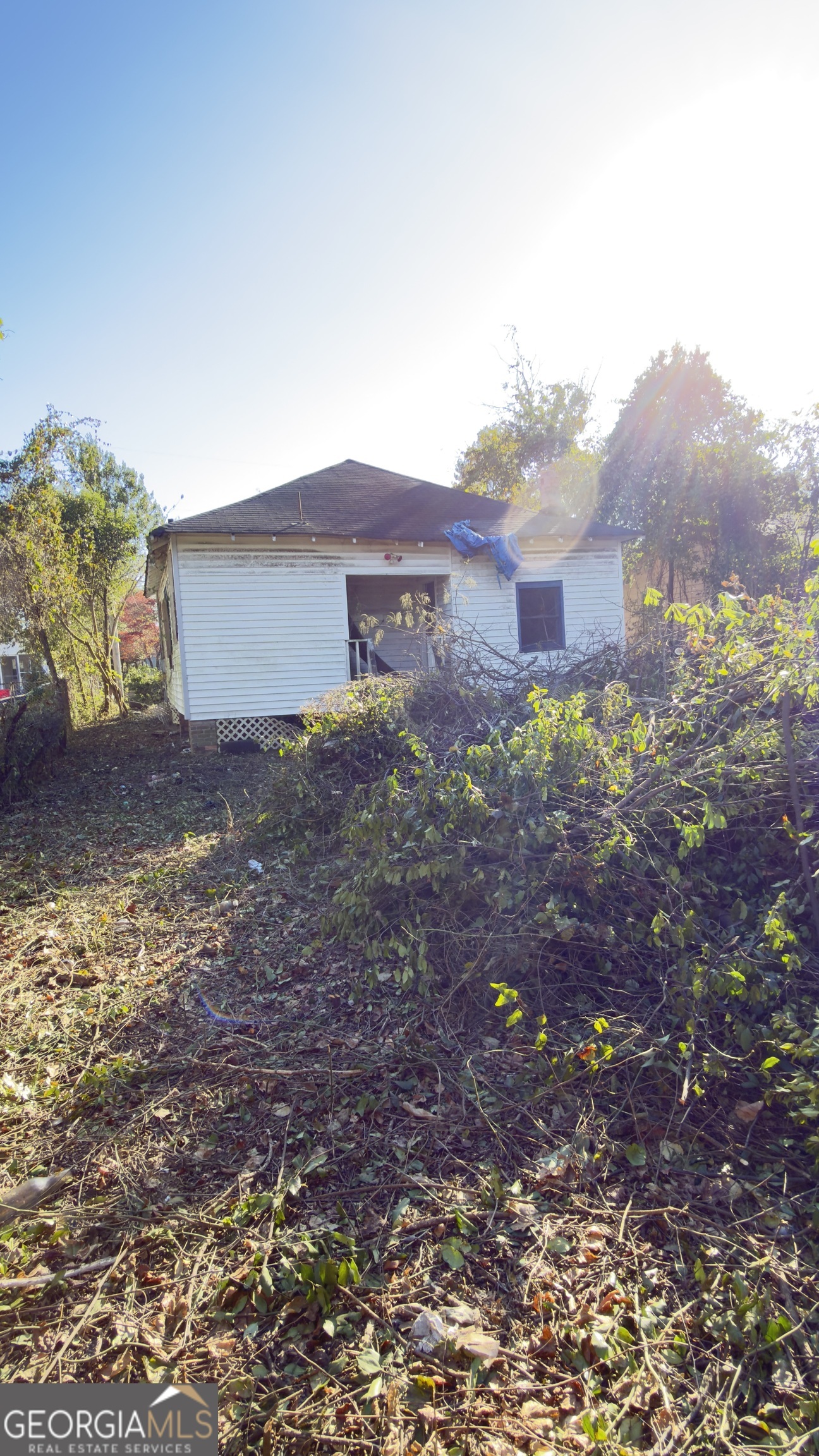 537 Colquitt Street Macon, GA 31206 - Photo 3 of 4 a view of a house with a yard