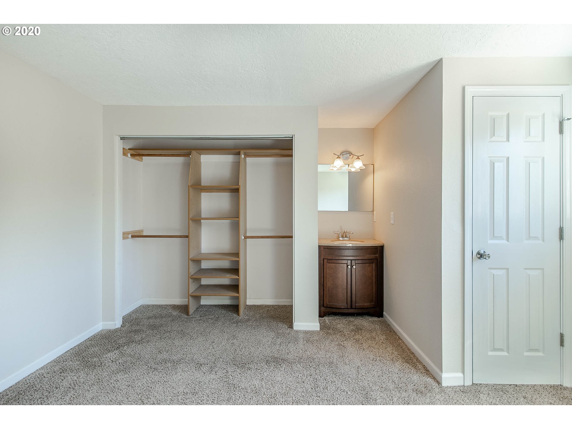 711 52nd Street Springfield, OR 97478 - Photo 15 of 32