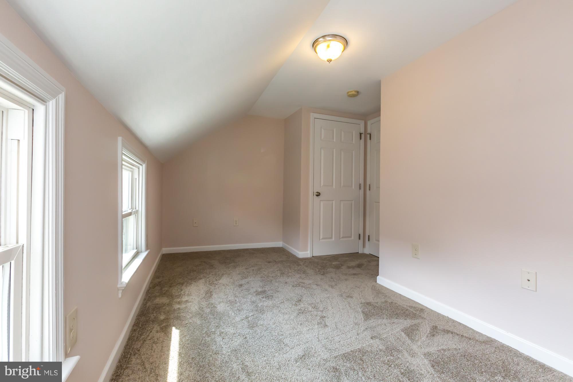515 Poplar Street Lancaster, PA 17603 - Photo 24 of 36