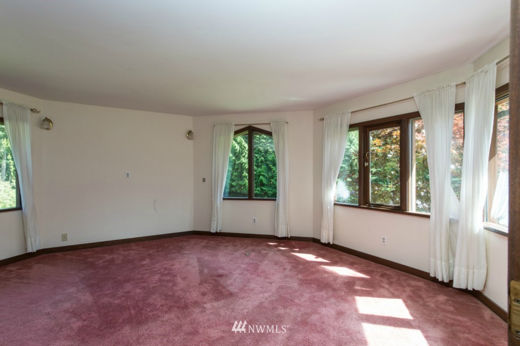 26425 Wax Orchard Road Southwest Vashon, WA 98070 - Photo 14 of 22 Gallery Image 14