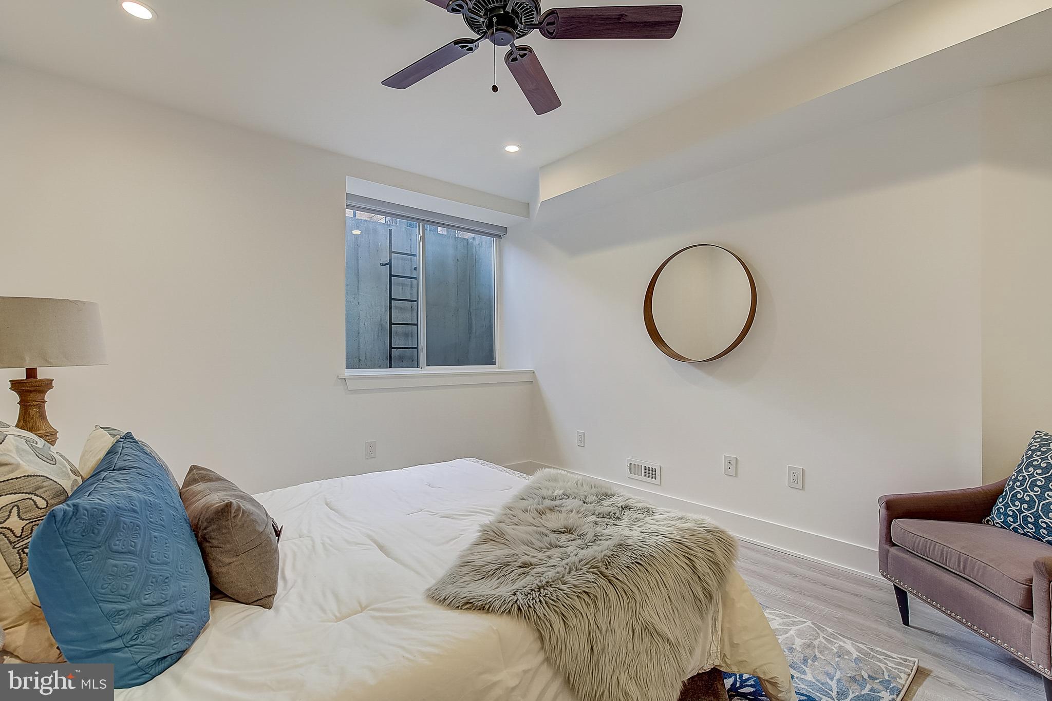 1832 East Huntingdon Street, Unit 1 Philadelphia, PA 19125 - Photo 19 of 36