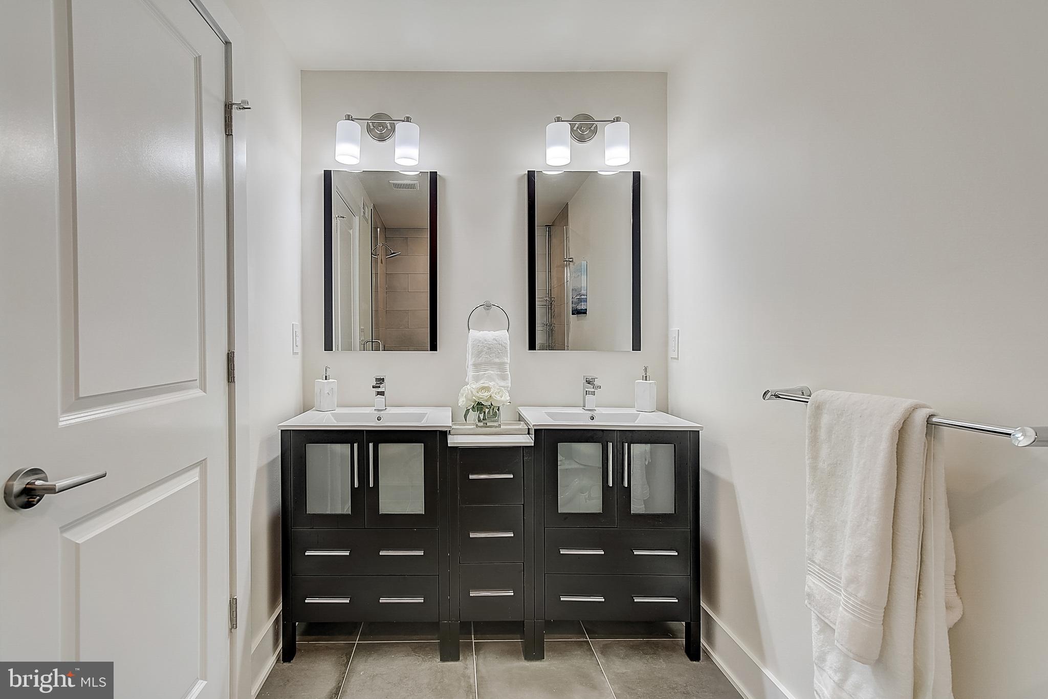 1832 East Huntingdon Street, Unit 1 Philadelphia, PA 19125 - Photo 23 of 36