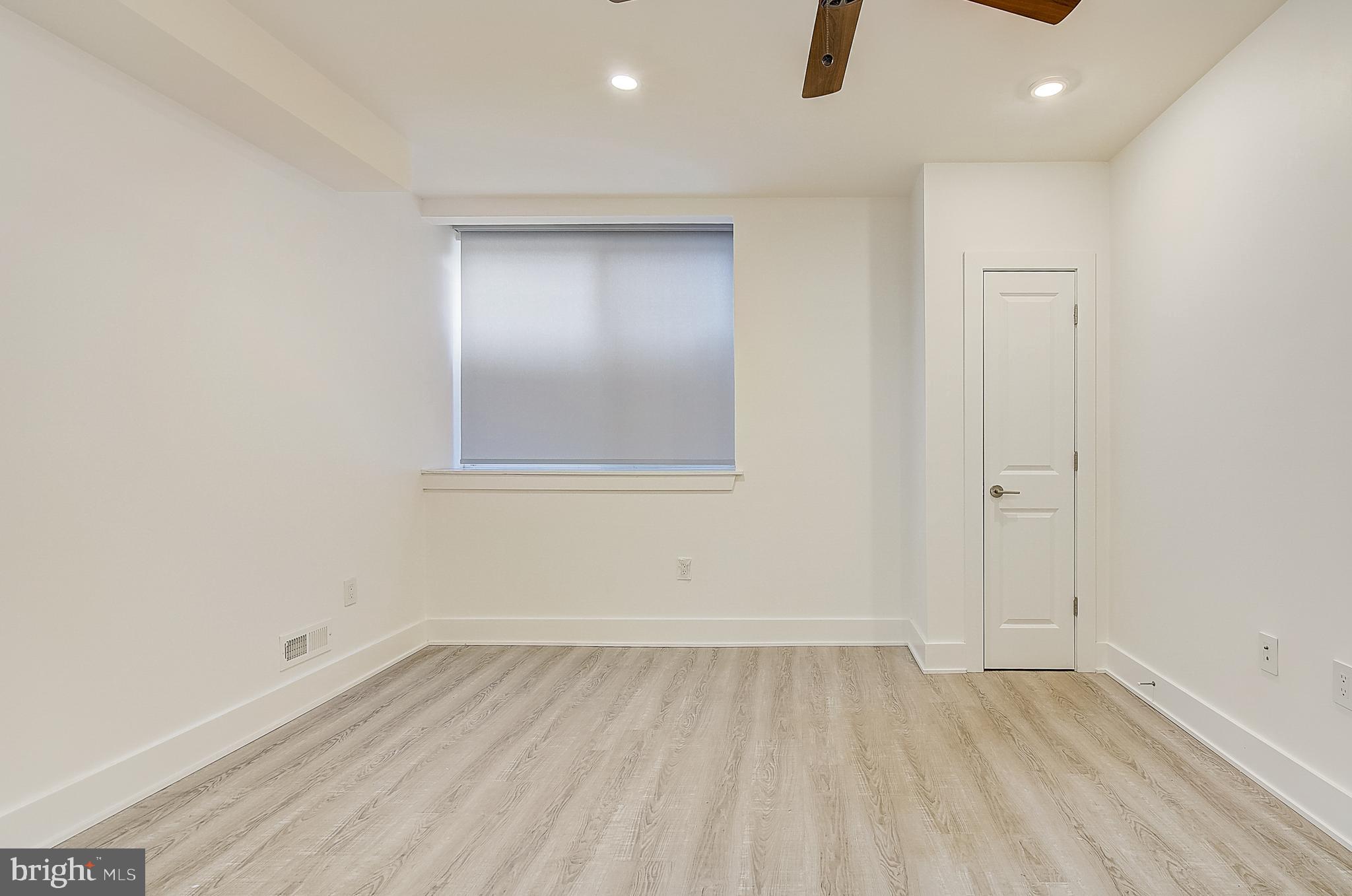 1832 East Huntingdon Street, Unit 1 Philadelphia, PA 19125 - Photo 25 of 36