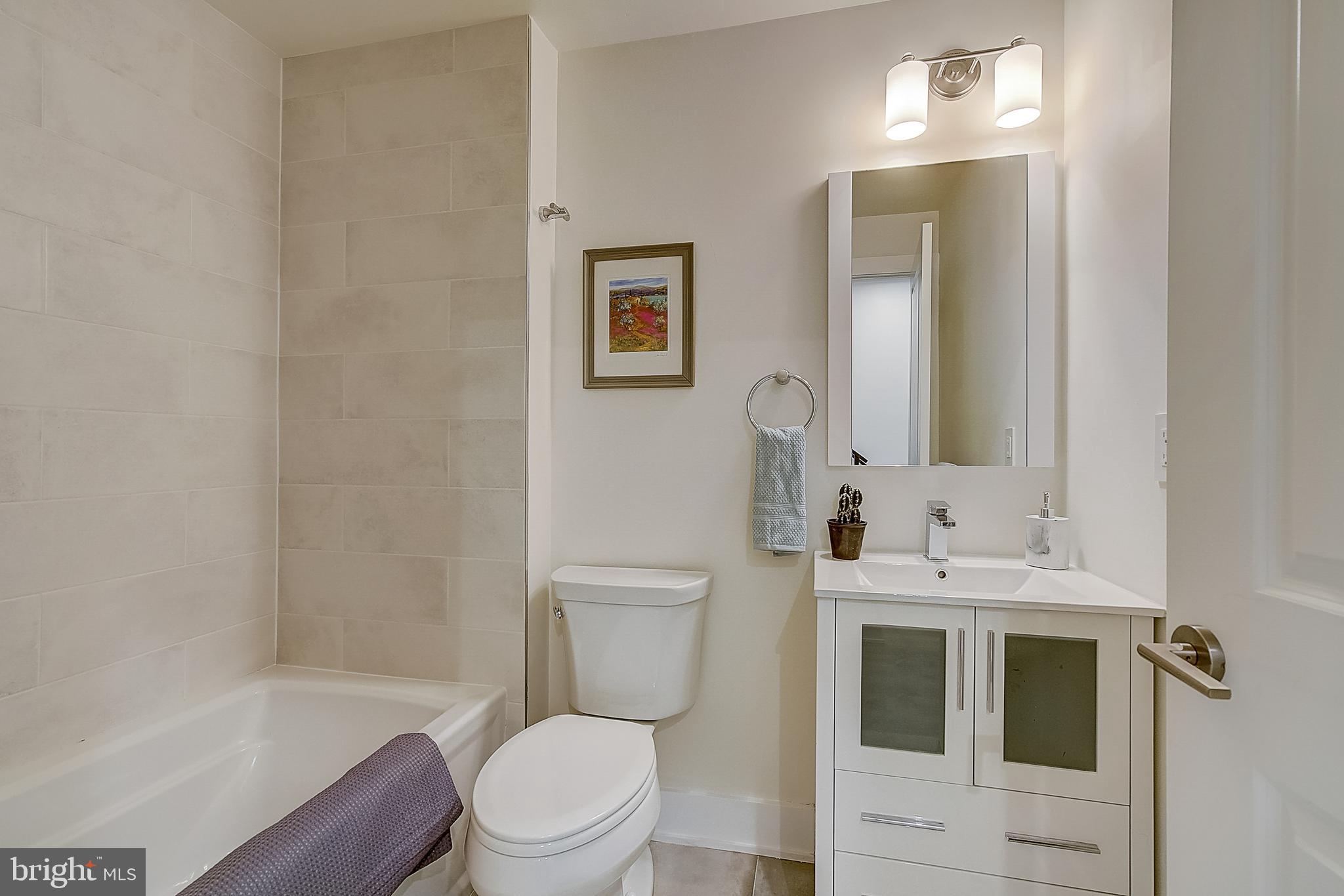 1832 East Huntingdon Street, Unit 1 Philadelphia, PA 19125 - Photo 28 of 36