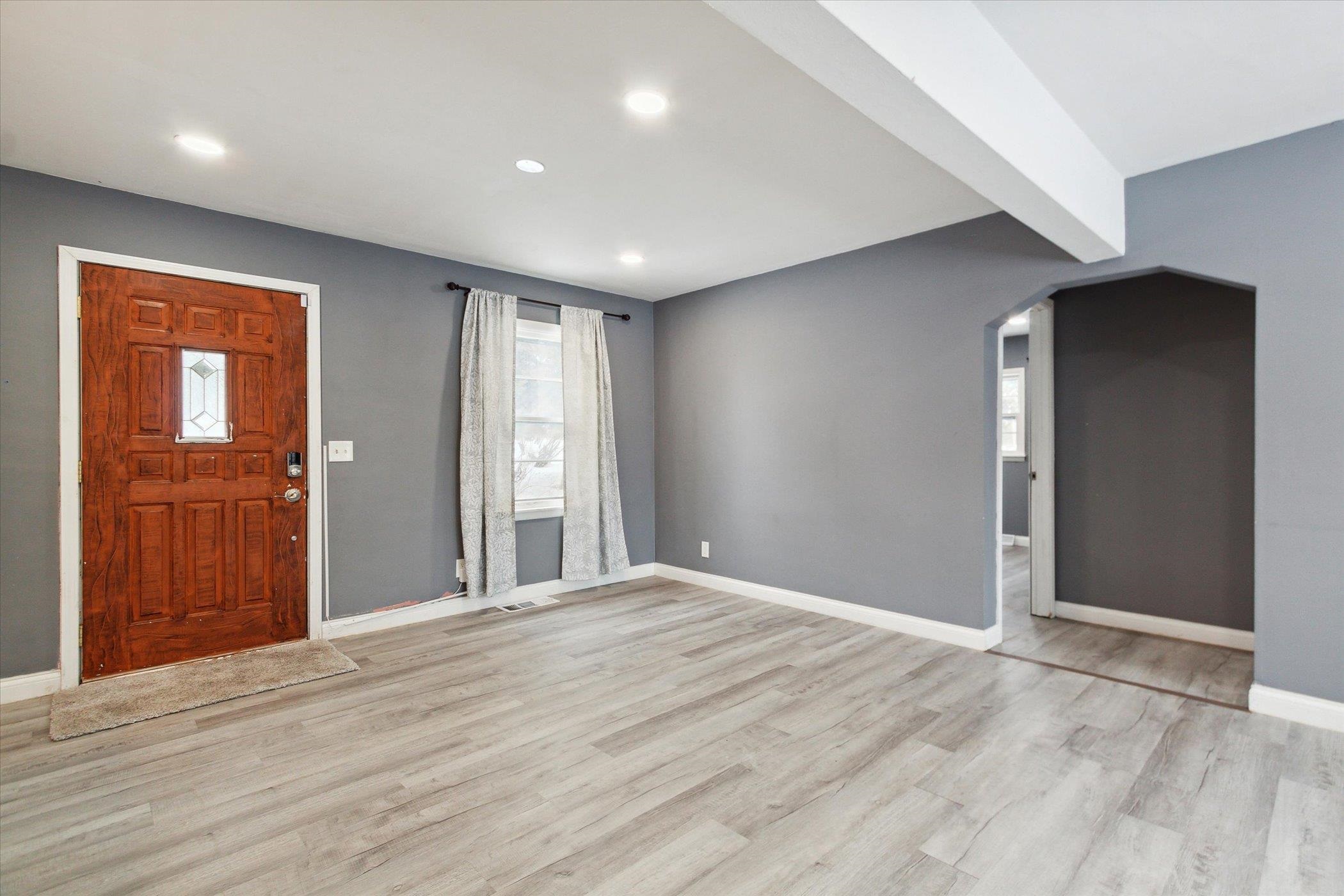 2427 Windsor Road Loves Park, IL 61111 - Photo 13 of 46 Gallery Image 13