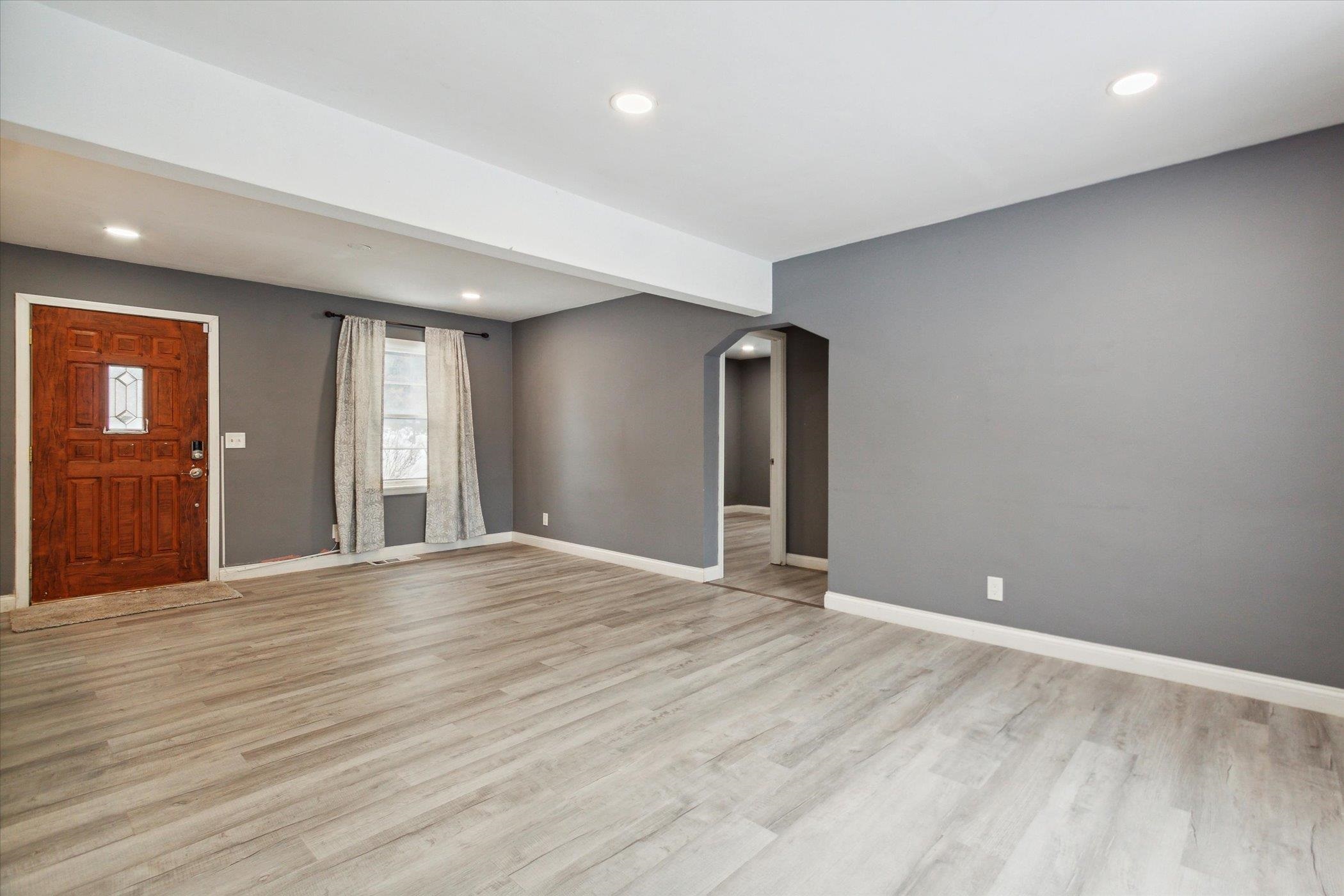 2427 Windsor Road Loves Park, IL 61111 - Photo 16 of 46 Gallery Image 16