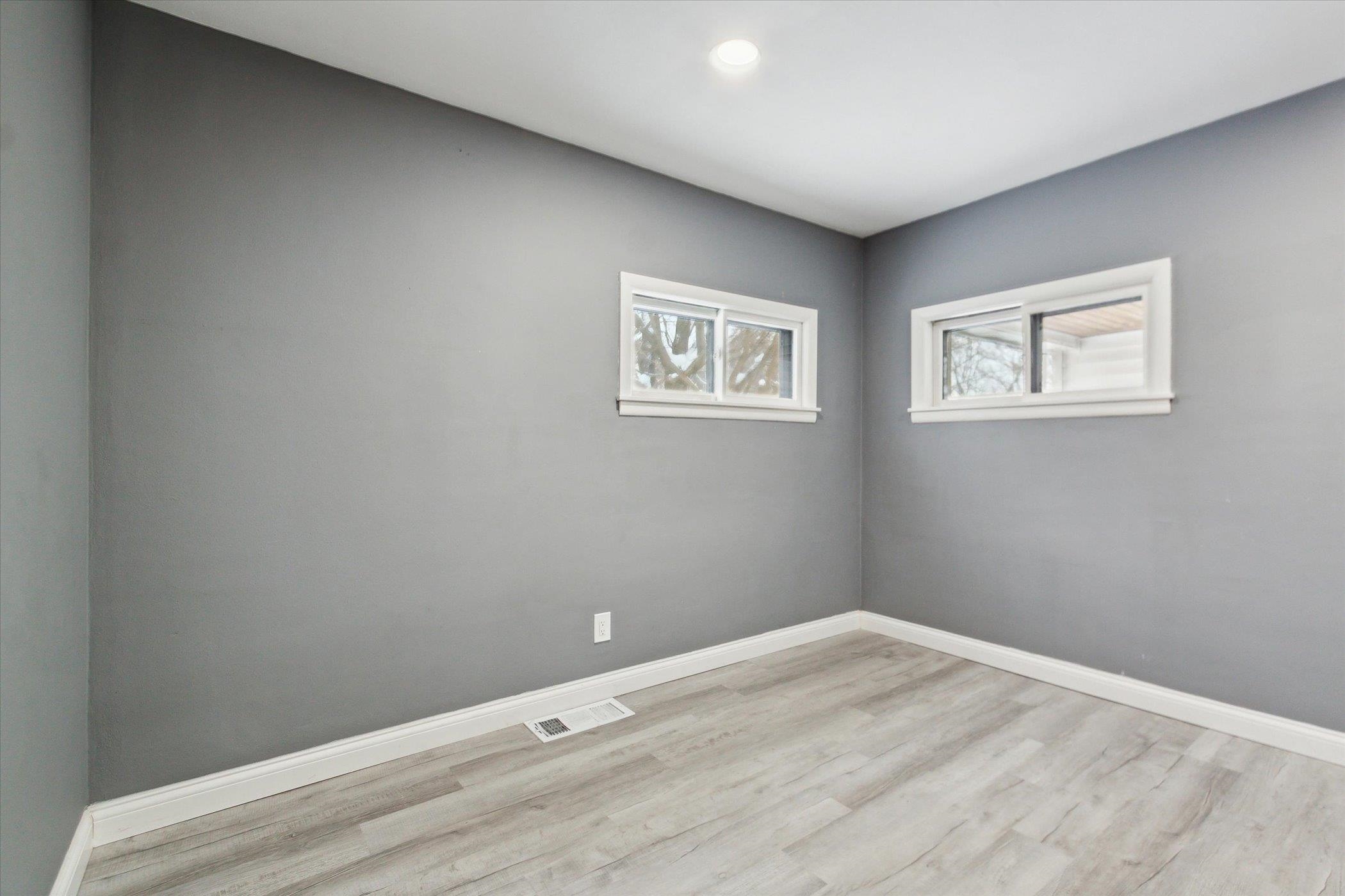 2427 Windsor Road Loves Park, IL 61111 - Photo 24 of 46 Gallery Image 24