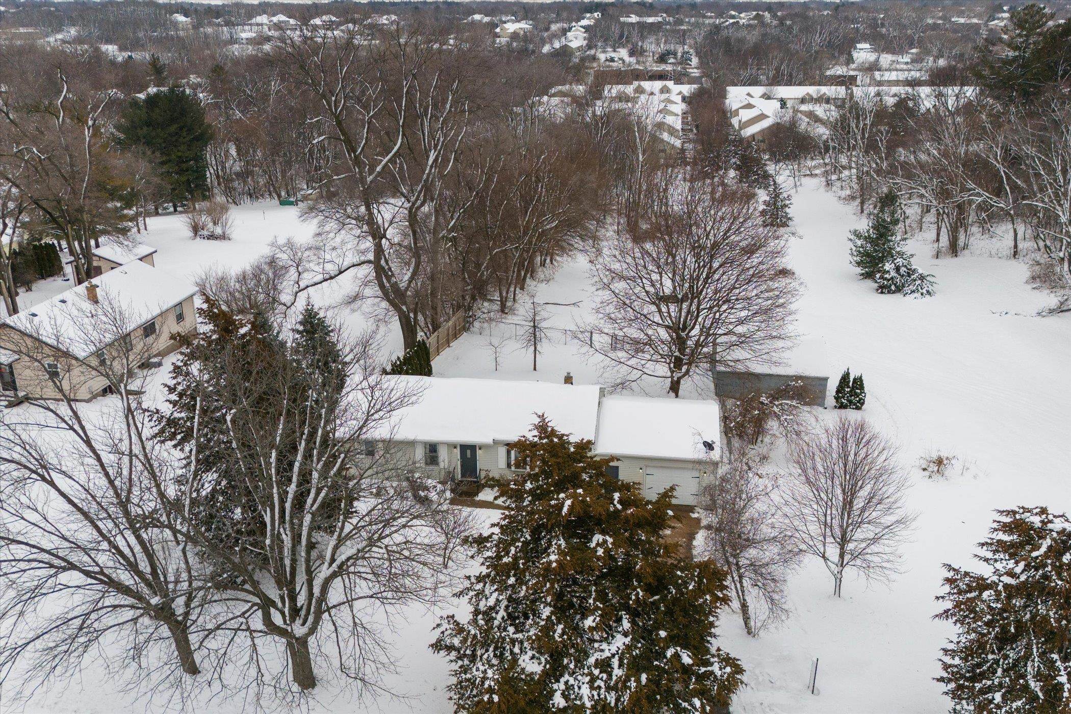 2427 Windsor Road Loves Park, IL 61111 - Photo 39 of 46 Gallery Image 39