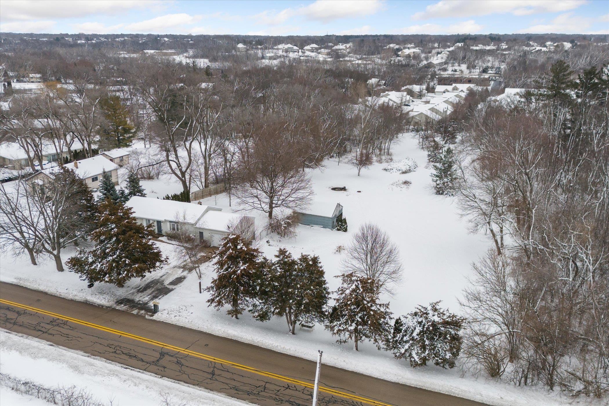 2427 Windsor Road Loves Park, IL 61111 - Photo 40 of 46 Gallery Image 40