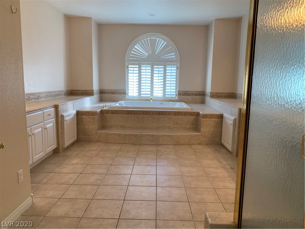 99 Callaway Circle Henderson, NV 89074 - Photo 13 of 25