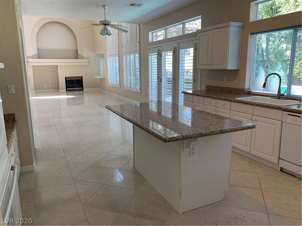 99 Callaway Circle Henderson, NV 89074 - Photo 15 of 25