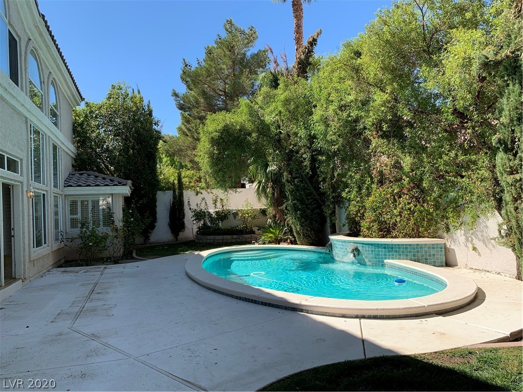 99 Callaway Circle Henderson, NV 89074 - Photo 2 of 25