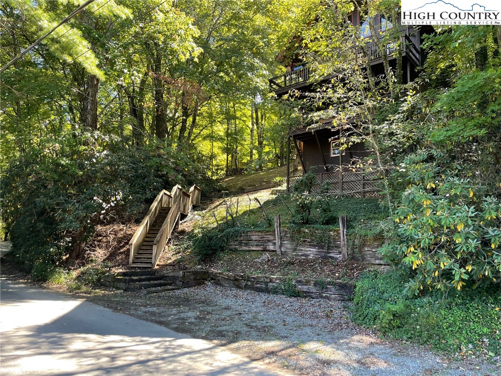 249 Laurel Ridge Banner Elk, NC 28604 - Photo 12 of 46 Gallery Image 12