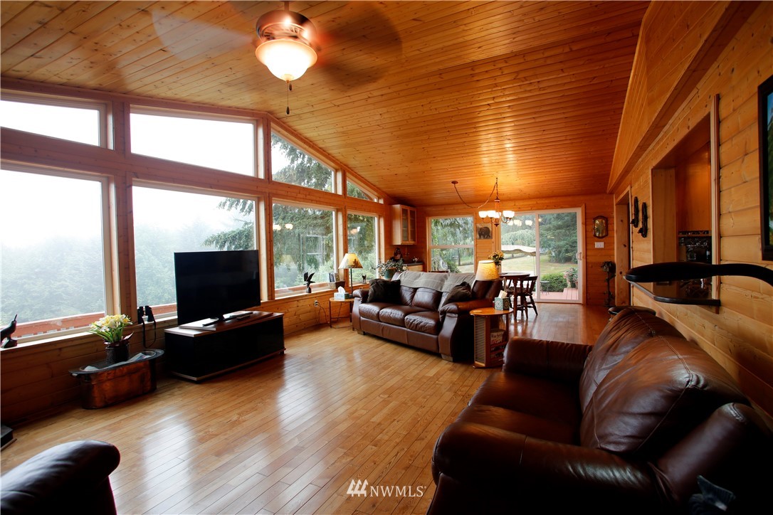 1428 Bear Ridge Road Mossyrock, WA 98564 - Photo 8 of 19 Gallery Image 8
