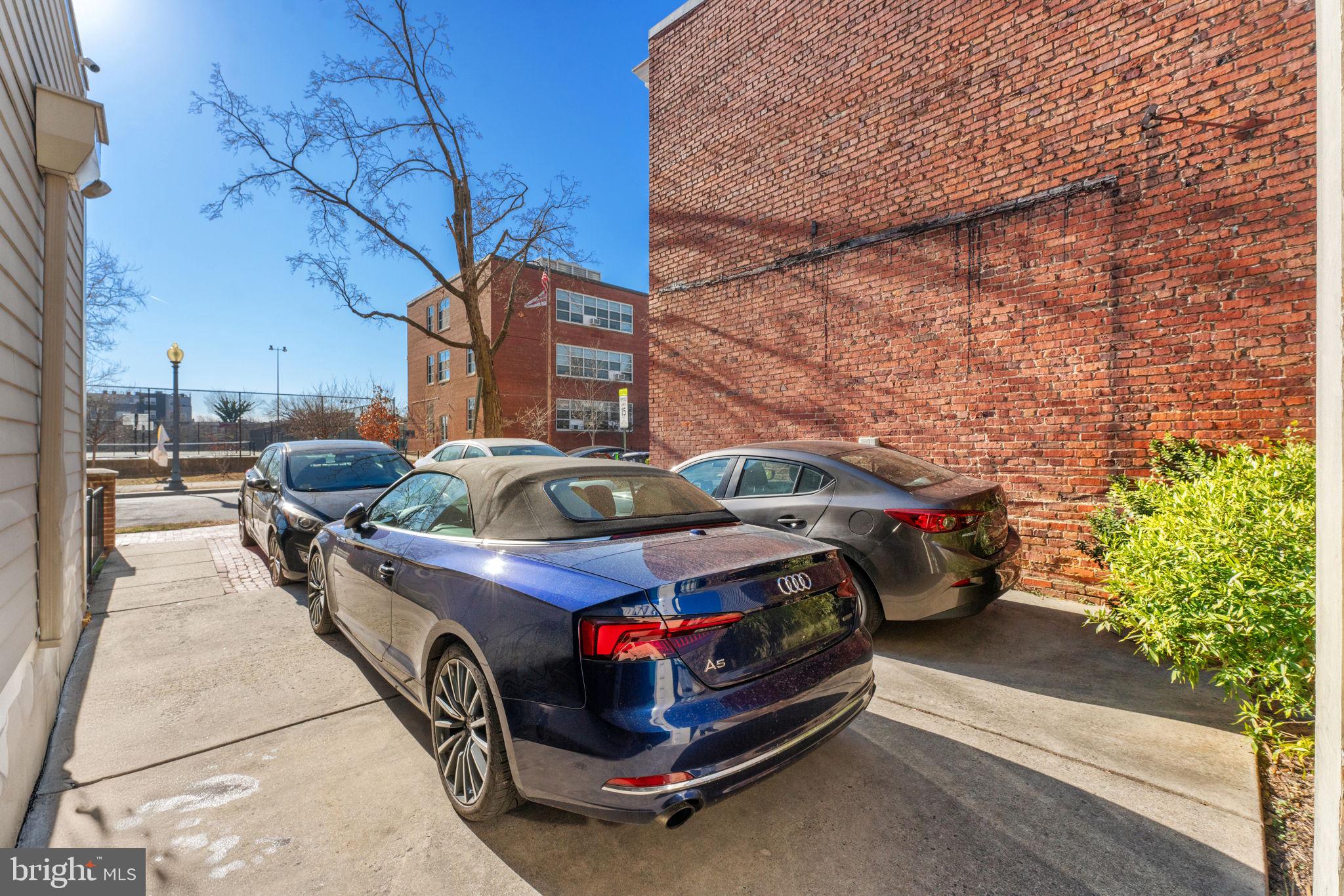 257 15th Street Southeast, Unit B Washington, DC 20003 - Photo 33 of 35